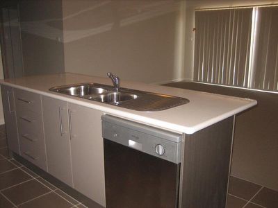 6 / 78 Addison  St, Lake Illawarra