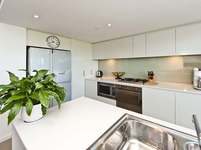 302 / 21 Bow River Cres. , Burswood