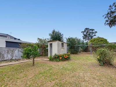 22 Tamplin Road, Guildford