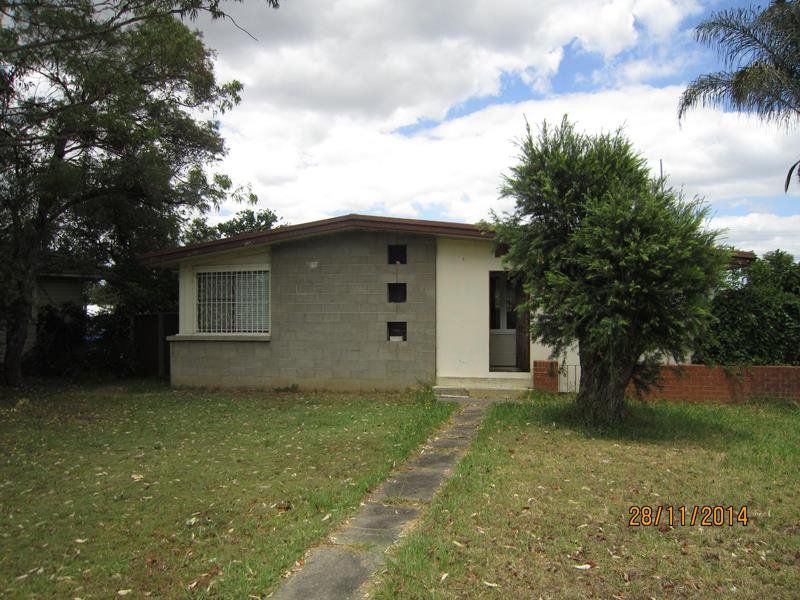 18 Woolnough Place, Cartwright