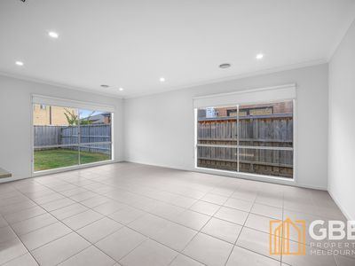 14 Ashwell Avenue, Williams Landing