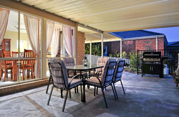 12 Millport Rise, Greenvale