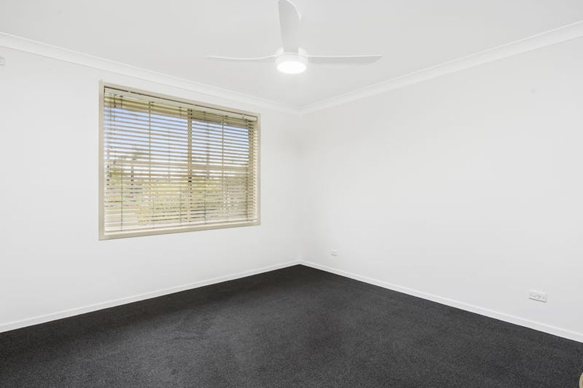 1 Adrian Close, Bateau Bay