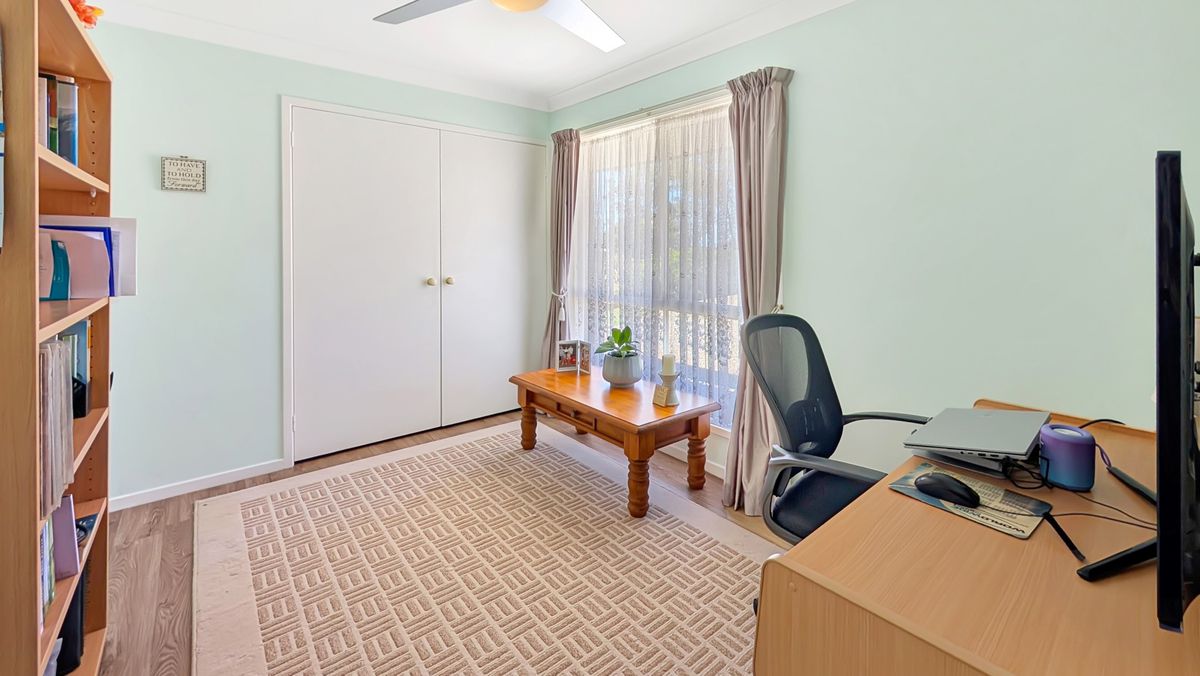 5 Tarourga Place, Dalmeny