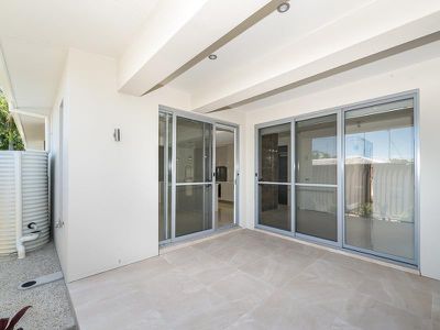 44 Blake Street, Southport