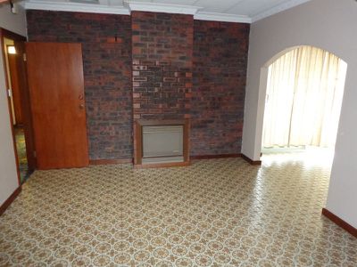 26 Wroxton St, Midland