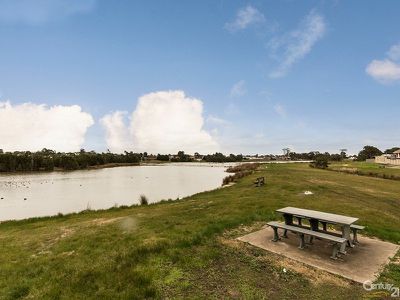 57 Meredith Crescent, Hampton Park