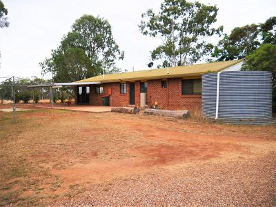 13 BOONENNE ELLESMERE Road, Kingaroy