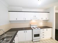 2 / 19 Crotona Road, Capalaba