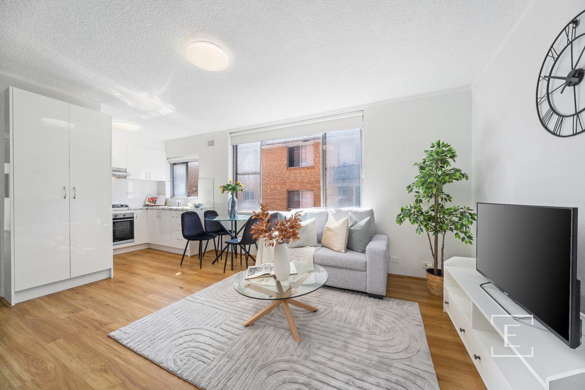 2 / 6 Punt Road, Gladesville