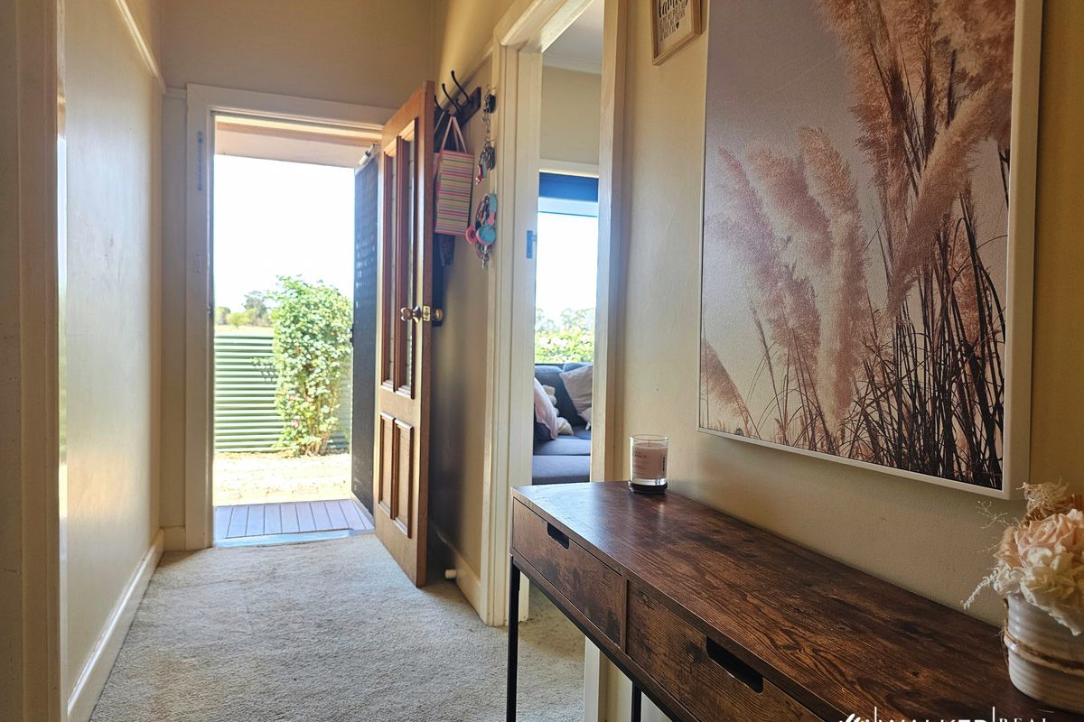 8 Shaw Road, Stanhope