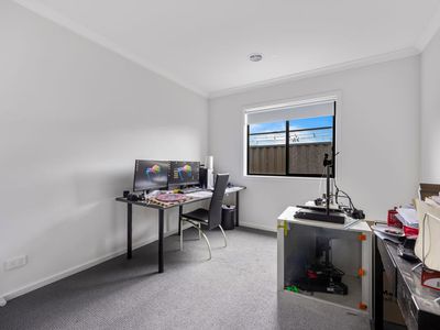 50 Goldfinch Road, Winter Valley