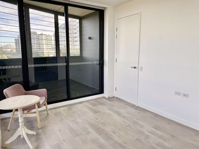 512 / 12 Jack Brabham Drive, Hurstville