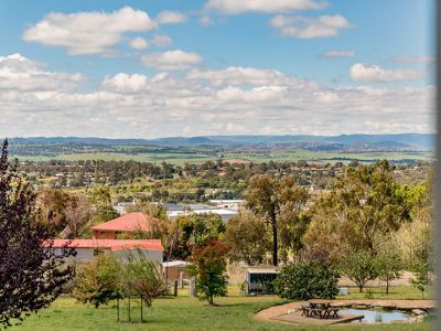 55 Wigmore Drive, Robin Hill