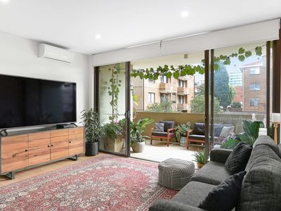 202 / 50 Kembla Street, Wollongong