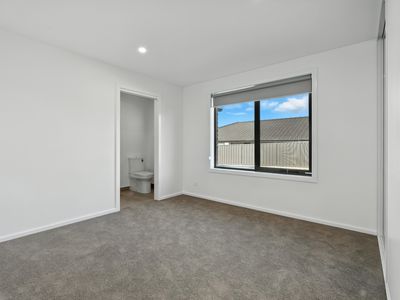 2 / 26 Deavan Drive, Shorewell Park