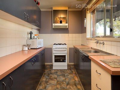 5 OSLO COURT, Wodonga