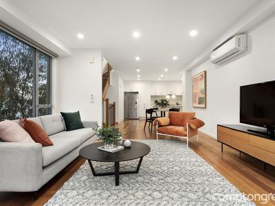 3 / 240 Hyde Street, Yarraville