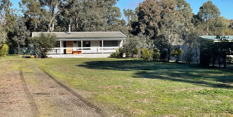 29 Ashwin Street , Violet Town