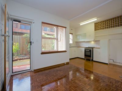3/77 Kintail Road, Applecross