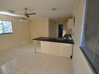 1B Turro Place, Newman