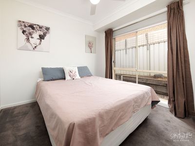 49 KINGFISHER DRIVE, Wodonga