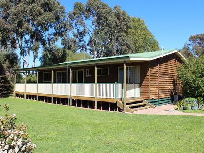 2752 Moulamein Road, Barham