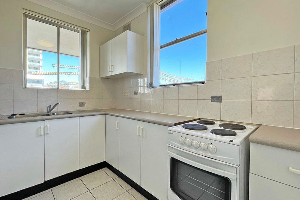1 / 25 Lyons Street, Strathfield