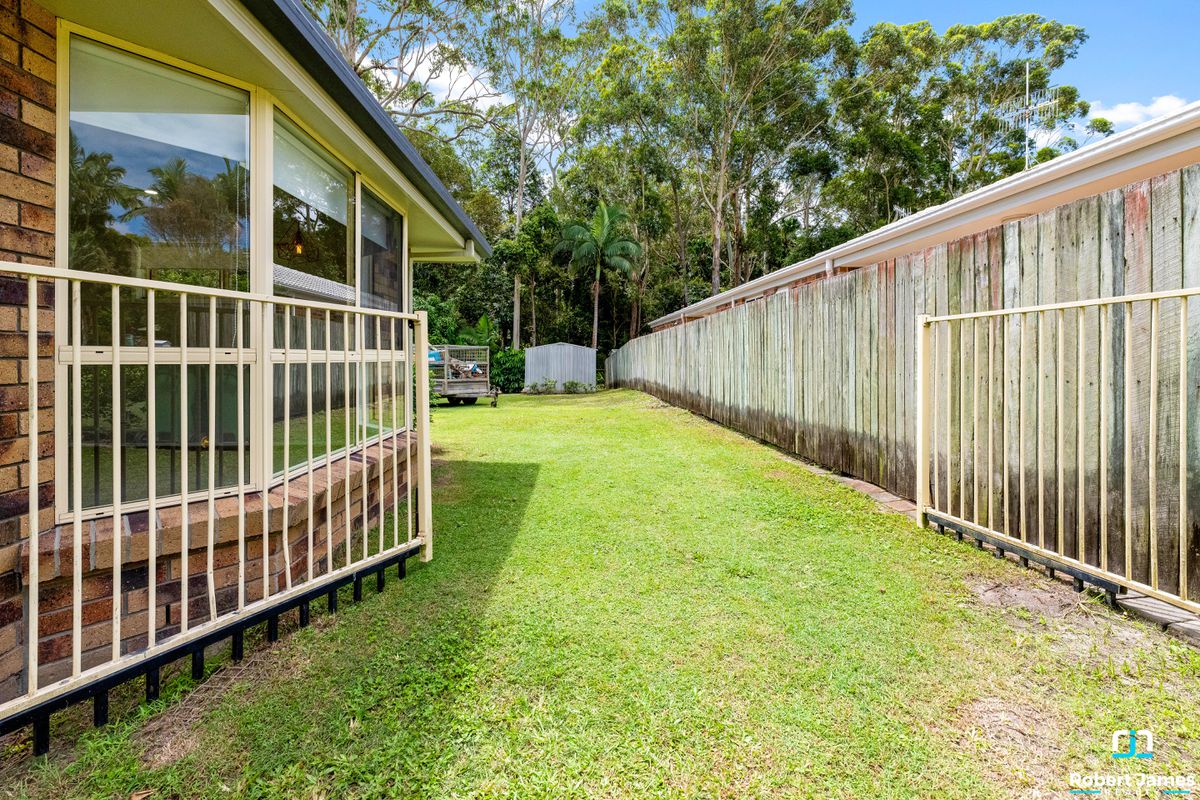 27 Tinaroo Place, Tewantin