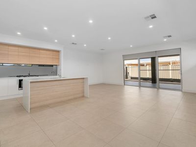 11a Albany Street, Woodville West
