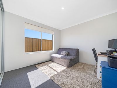 11 / 11 Bakana Loop, Landsdale