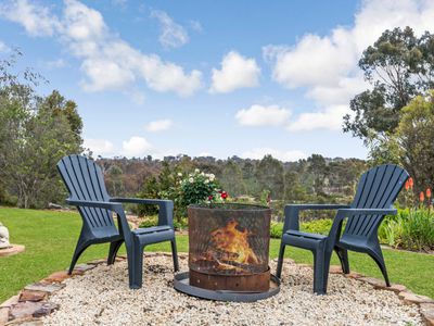 82 Bates Court, Heathcote