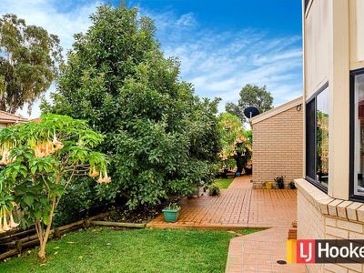 14 Guthega Close, Woodcroft