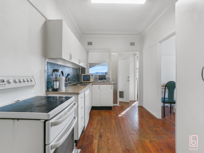 275 The Entrance Road, Erina