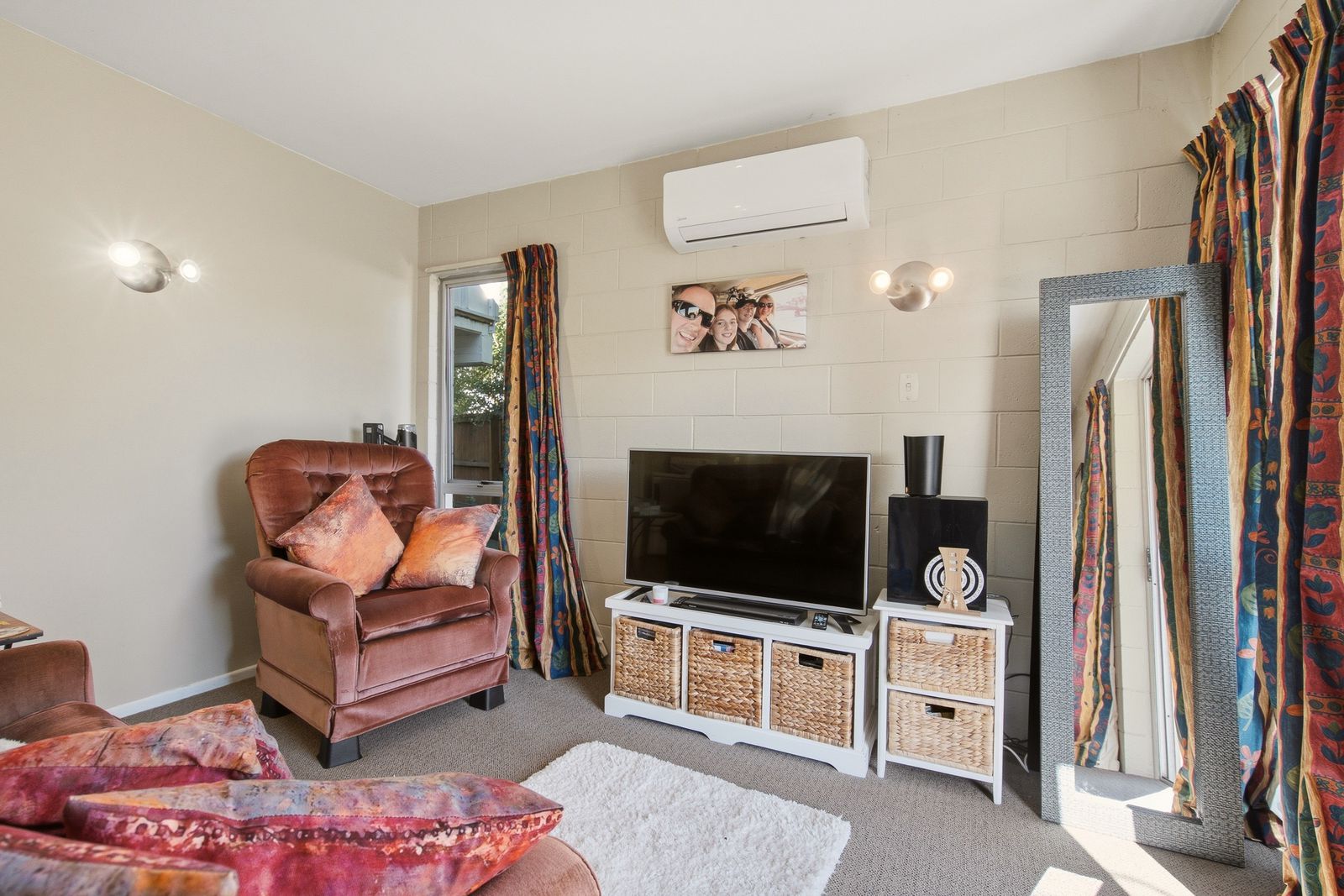 4 / 137 Chester Street East