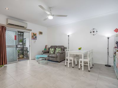8 / 21 Creedy Street, Westcourt