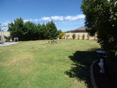 91 Hillam Drive, Griffith