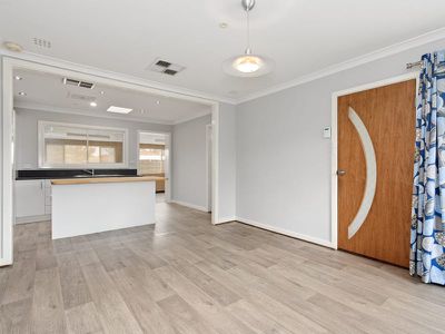 17 Devereux Street, Armadale