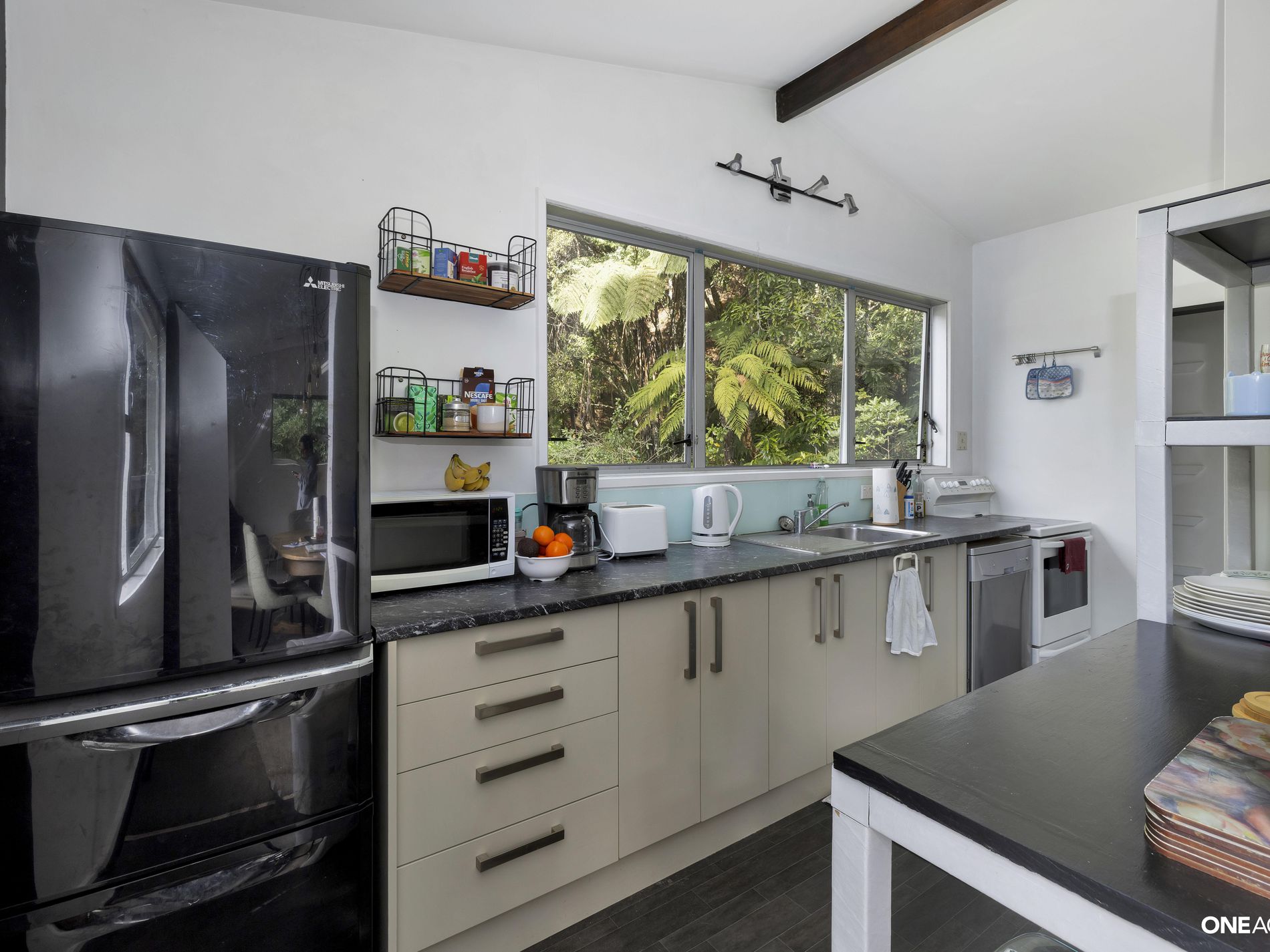 470C Stokes Valley Road, Stokes Valley