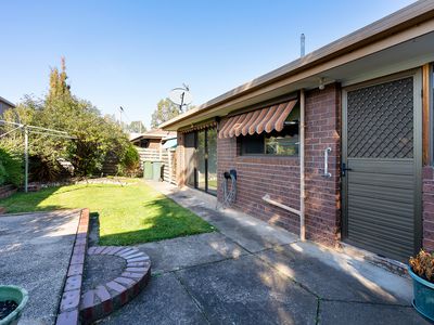 3 / 1a Saint Street, Castlemaine