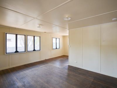 8 Mitchell Street, Riverview