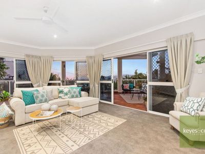 2 / 4 Stanton Terrace, Townsville City