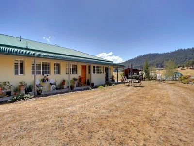 41 Cemetery Road, Cradoc