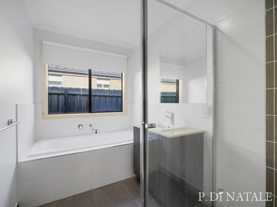 18 Dundas Road, Wyndham Vale