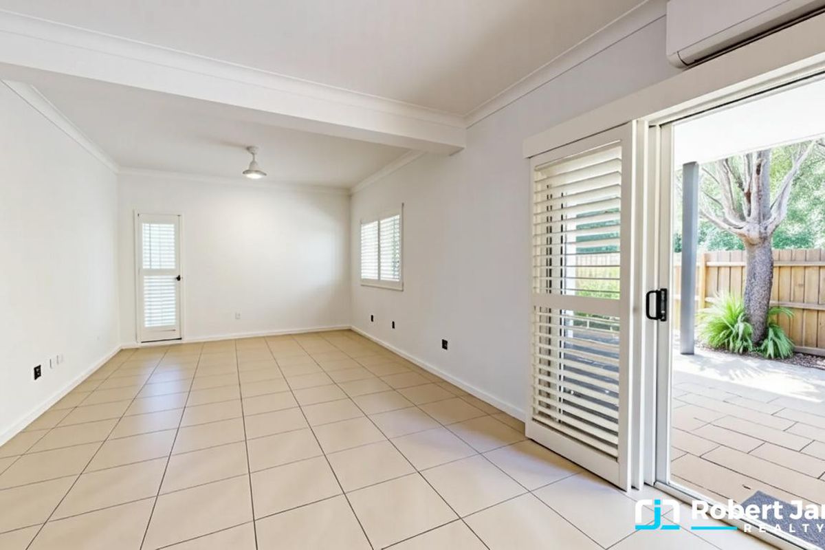 20 / 4 Riverstone Court, Tewantin