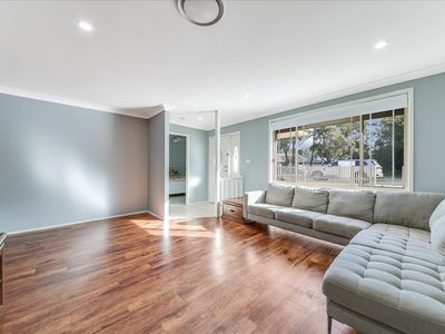 329 Thirlmere Way, Thirlmere