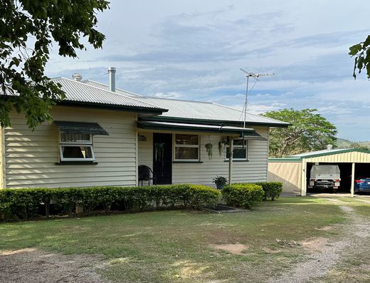 Motivated Sellers - Charming Country Retreat - 48 Winya Road, Winya