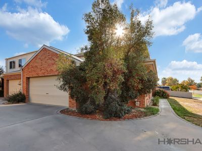 6 / 16 McTavish Boulevard, Horsham