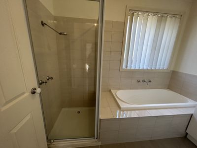 1/53 May Avenue, Altona Meadows