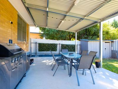 18 WORNES DRIVE, Wodonga